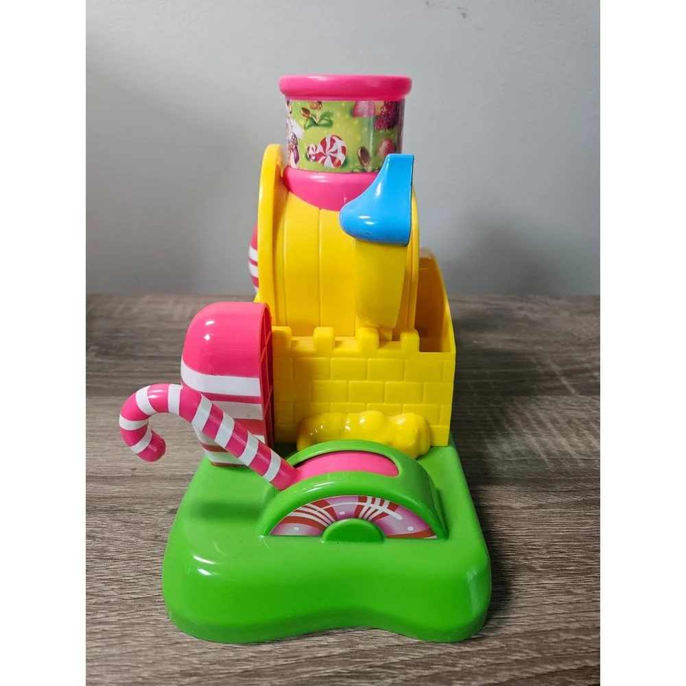 Candyland Castle Game Complete w/ Box Rare 2007 Milton Bradley